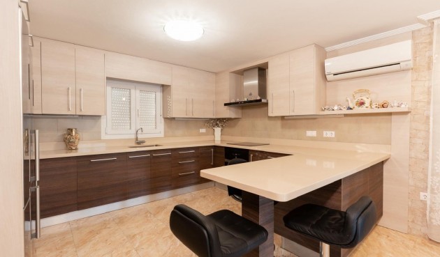 Resale - Villa -
Torrevieja - Los Balcones - Los Altos del Edén