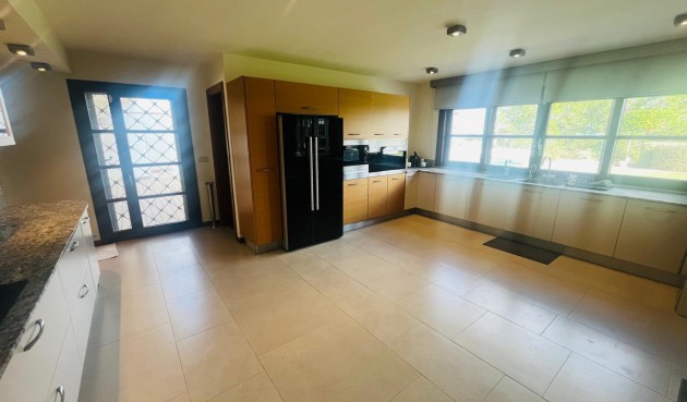 Resale - Villa -
Sucina - Inland