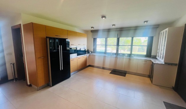 Resale - Villa -
Sucina - Inland