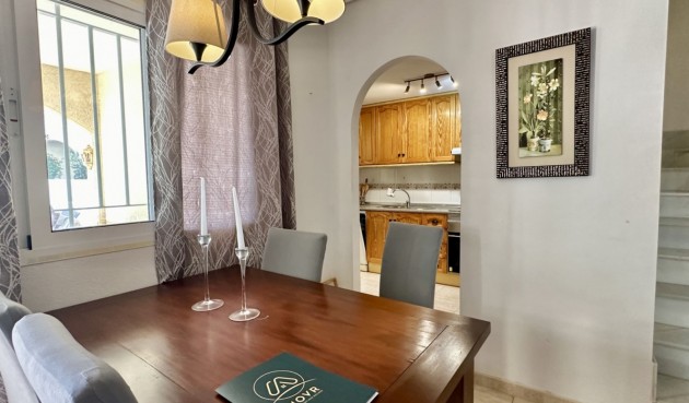 Återförsäljning - Duplex -
Orihuela Costa - Costa Blanca