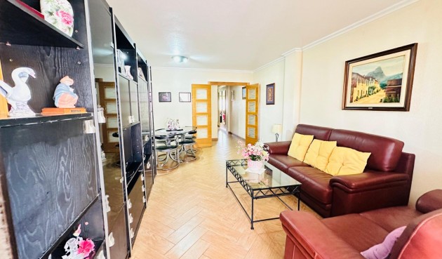Brukt - Apartment -
Torrevieja - Centro