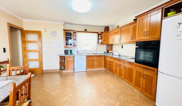 Brukt - Apartment -
Torrevieja - Centro