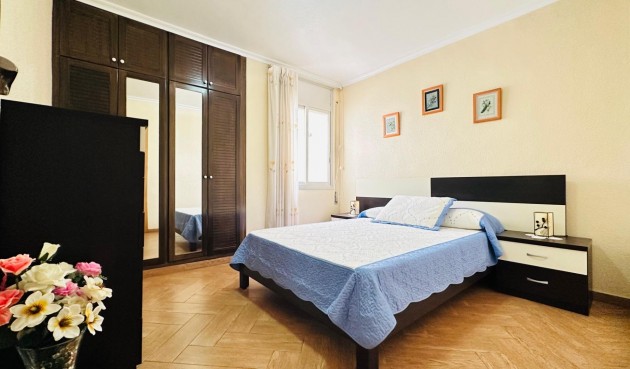 Brukt - Apartment -
Torrevieja - Centro