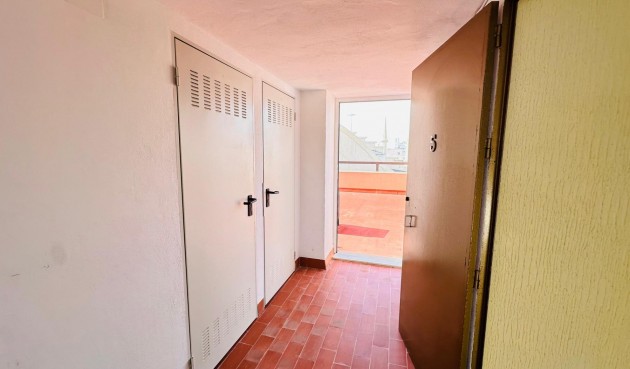 Brukt - Apartment -
Torrevieja - Centro