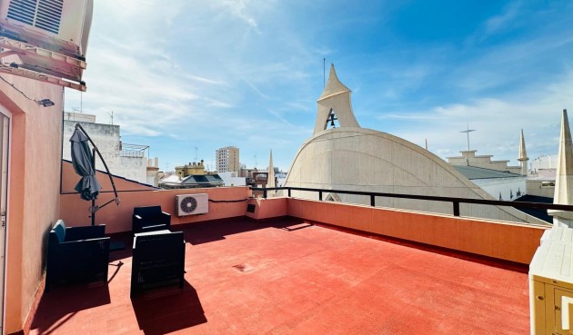 Brukt - Apartment -
Torrevieja - Centro