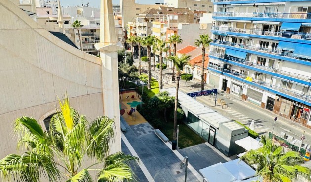 Brukt - Apartment -
Torrevieja - Centro