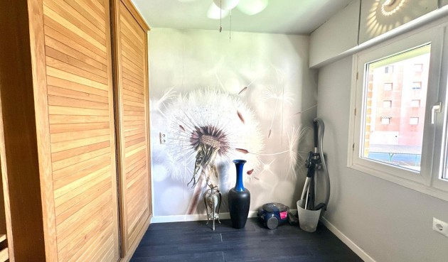 Resale - Apartment -
Orihuela Costa - Campoamor