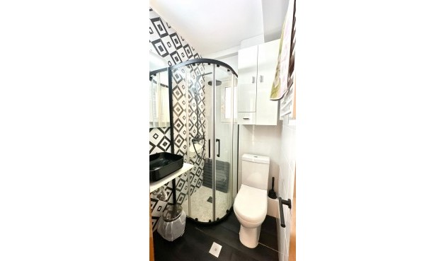 Resale - Apartment -
Orihuela Costa - Campoamor