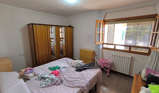 Resale - Villa -
Yecla - Inland