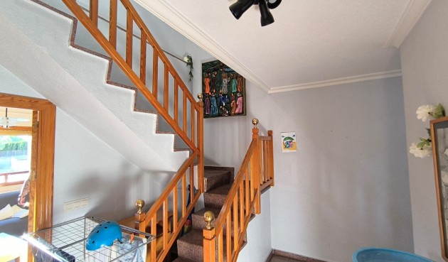 Resale - Villa -
Yecla - Inland