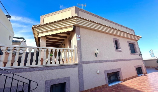 Brukt - Town House -
Torrevieja - La Siesta