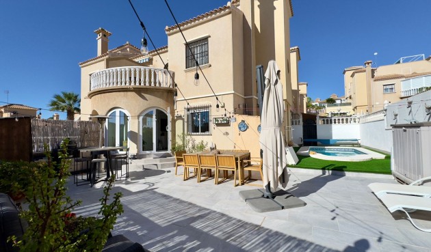 Reventa - Villa -
Orihuela Costa - Costa Blanca