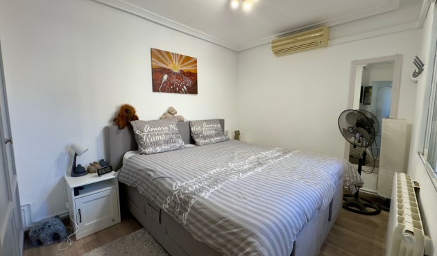 Reventa - Villa -
Orihuela Costa - Costa Blanca