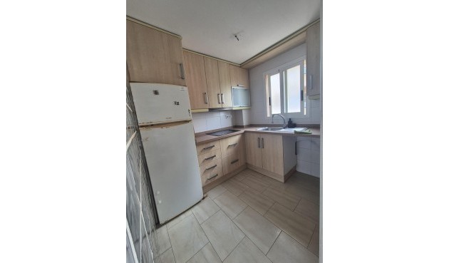 Återförsäljning - Apartment -
Torrevieja - aguas nuevas
