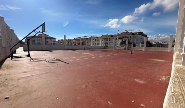 Brukt - Bungalow -
Torrevieja - Torretas