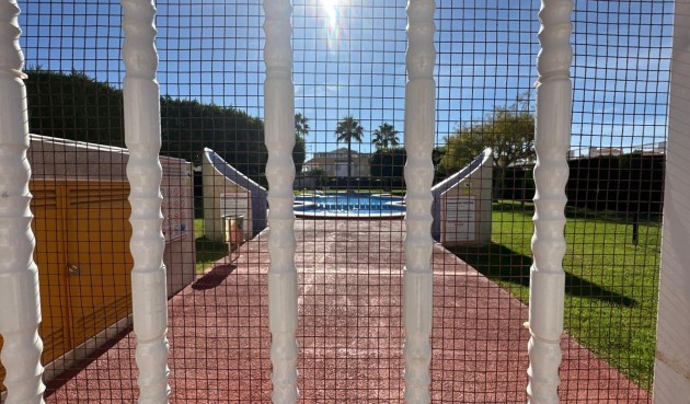 Brukt - Bungalow -
Torrevieja - Torretas