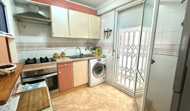 Brukt - Bungalow -
Torrevieja - Torretas