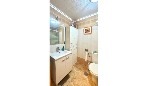 Brukt - Bungalow -
Torrevieja - Torretas