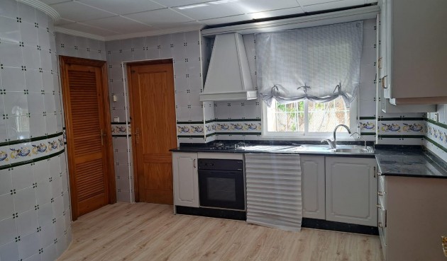 Resale - Villa -
Orihuela - Desamparados-hurchillo-torremendo