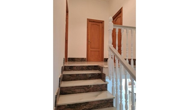 Resale - Villa -
Orihuela - Desamparados-hurchillo-torremendo