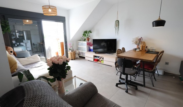 Resale - Bungalow -
Pilar de la Horadada - Costa Blanca