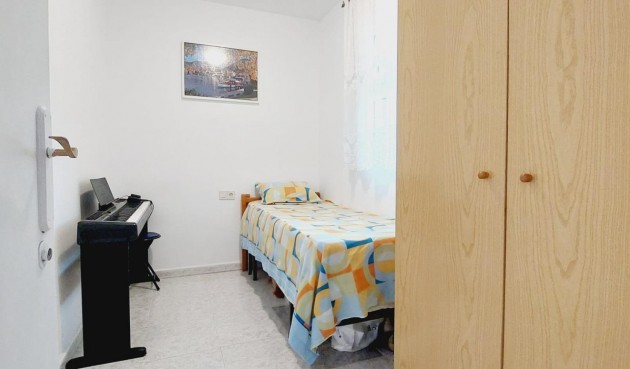 Resale - Apartment -
Torrevieja - Estacion De Autobuses