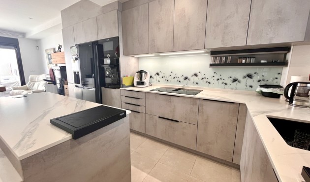 Återförsäljning - Apartment -
Pilar de la Horadada - Costa Blanca