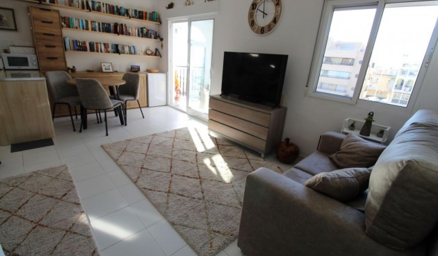Reventa - Apartment -
Torrevieja - Costa Blanca