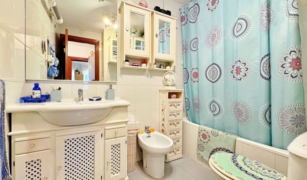 Återförsäljning - Apartment -
Torrevieja - Costa Blanca