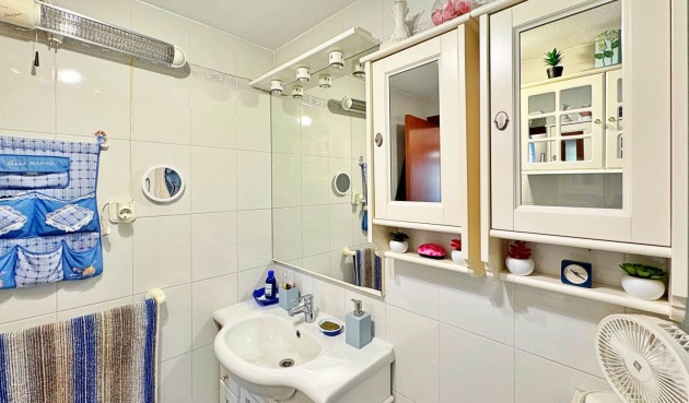 Återförsäljning - Apartment -
Torrevieja - Costa Blanca