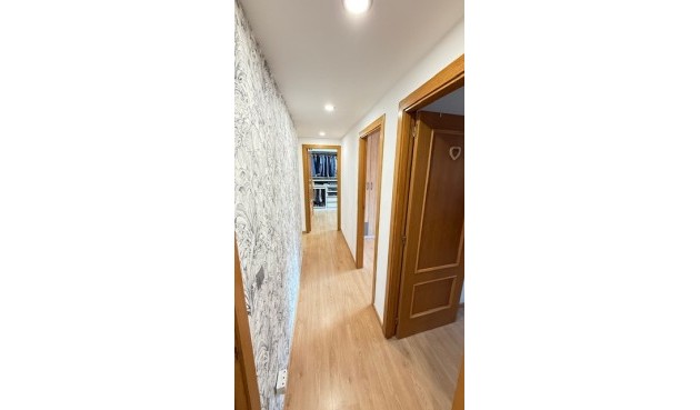 Brukt - Apartment -
Alicante - Costa Blanca