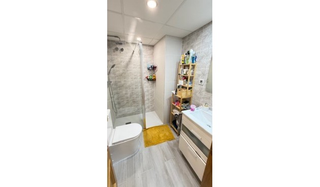 Brukt - Apartment -
Alicante - Costa Blanca