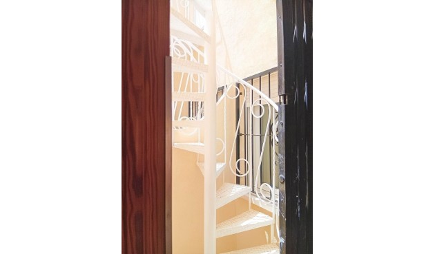 Återförsäljning - Apartment -
Orihuela Costa - La Florida