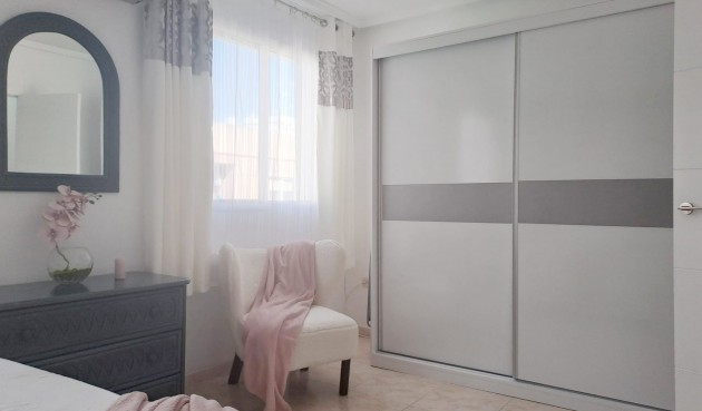 Resale - Apartment -
Torrevieja - Costa Blanca