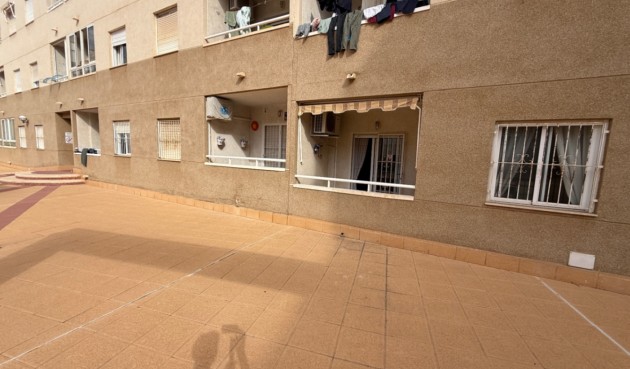 Återförsäljning - Apartment -
Torrevieja - Costa Blanca