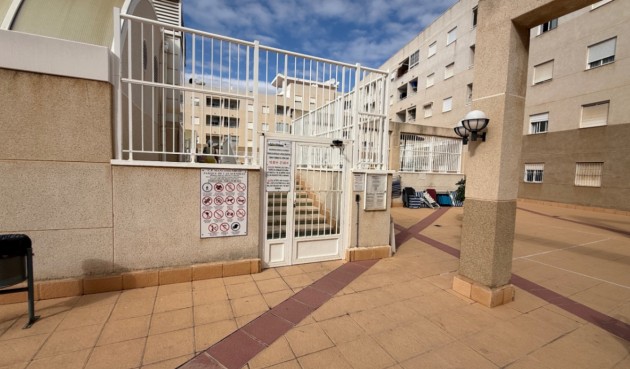 Återförsäljning - Apartment -
Torrevieja - Costa Blanca