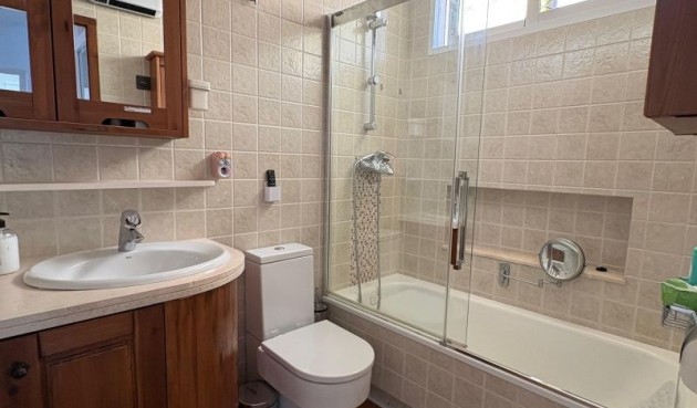 Brukt - Villa -
Orihuela Costa - Costa Blanca