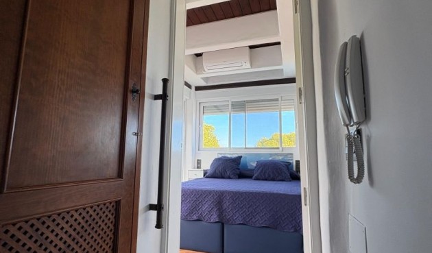 Brukt - Villa -
Orihuela Costa - Costa Blanca