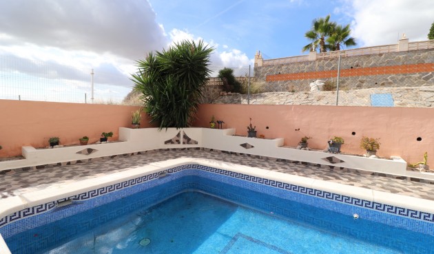 Resale - Villa -
Fortuna - Inland