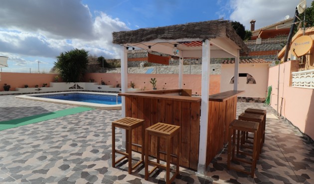 Resale - Villa -
Fortuna - Inland