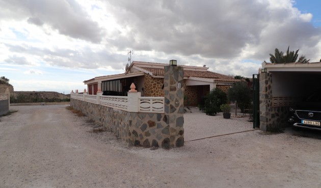 Resale - Villa -
Fortuna - Inland