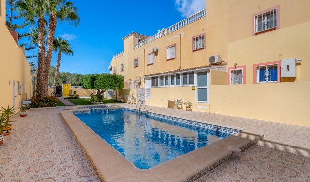 Resale - Apartment -
San Miguel de Salinas - Inland