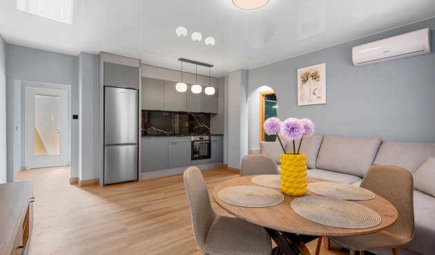 Resale - Apartment -
San Miguel de Salinas - Inland