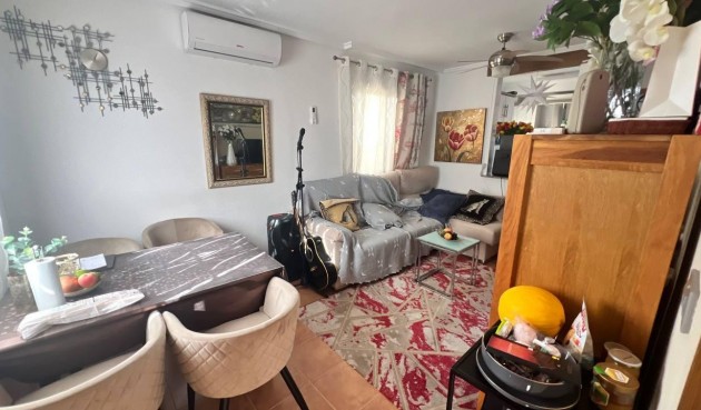 Återförsäljning - Town House -
Orihuela Costa - Los Almendros-la Florida