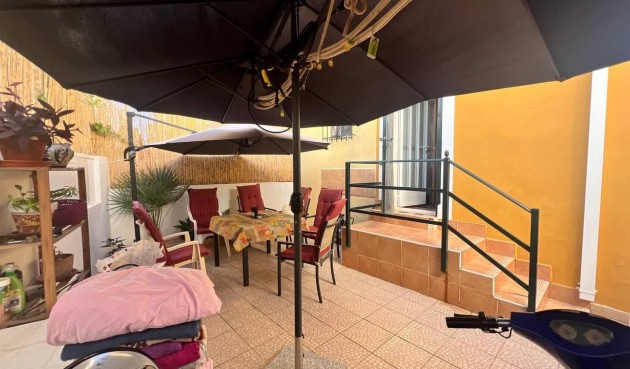 Återförsäljning - Town House -
Orihuela Costa - Los Almendros-la Florida