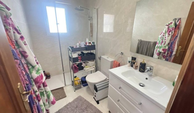 Återförsäljning - Town House -
Orihuela Costa - Los Almendros-la Florida