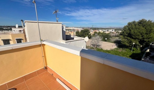 Återförsäljning - Town House -
Orihuela Costa - Los Almendros-la Florida