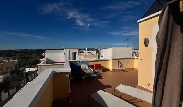 Återförsäljning - Town House -
Orihuela Costa - Los Almendros-la Florida