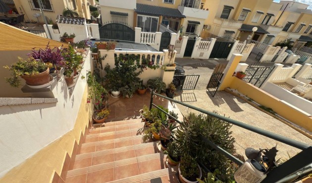 Återförsäljning - Town House -
Orihuela Costa - Los Almendros-la Florida