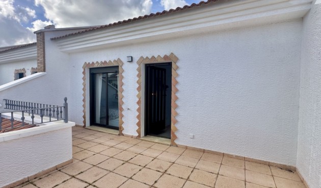 Resale - Town House -
San Miguel de Salinas - Inland
